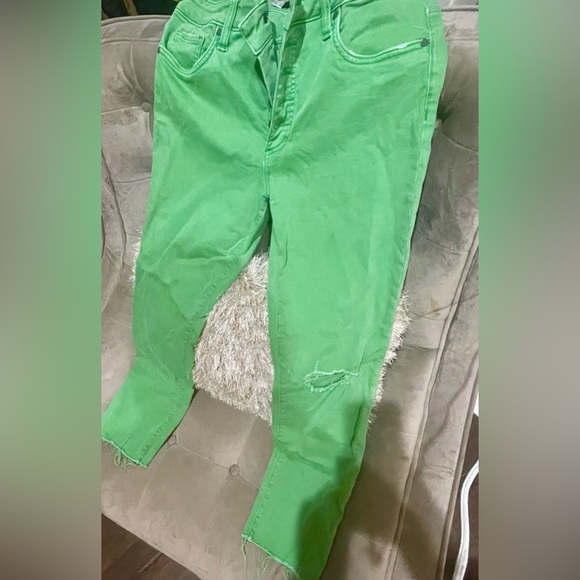 KUT jeans size 8… hole in left knee, bought them brand new like that. - Picture 5 of 8